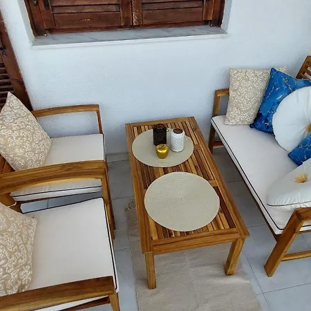 Artemis златна гледка към морето Apartman Políhrono