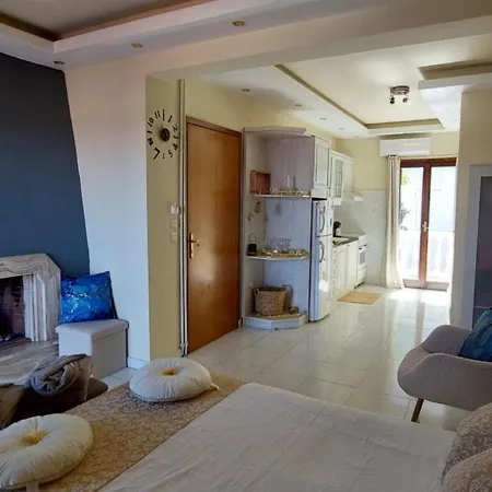 Apartment Artemis златна гледка към морето *