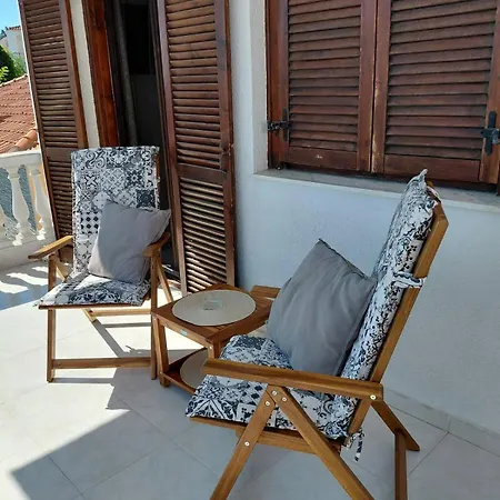 Artemis златна гледка към морето Apartment