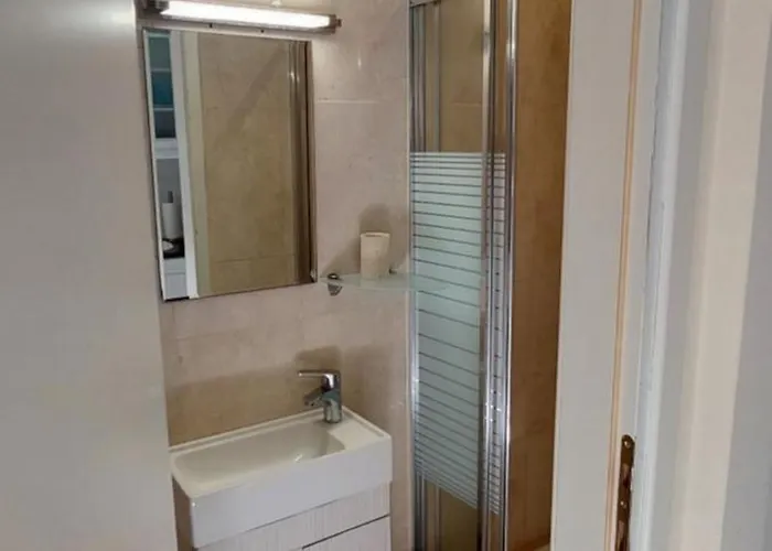 Artemis златна гледка към морето 波利克罗诺