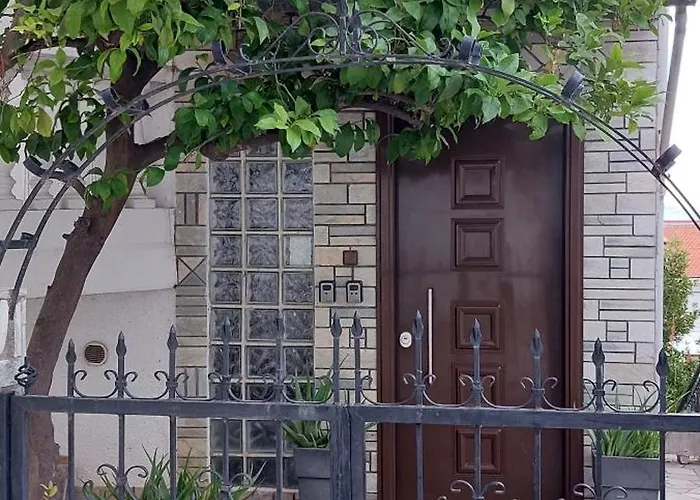 公寓 Artemis златна гледка към морето