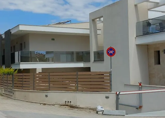 Artemis златна гледка към морето 公寓 波利克罗诺